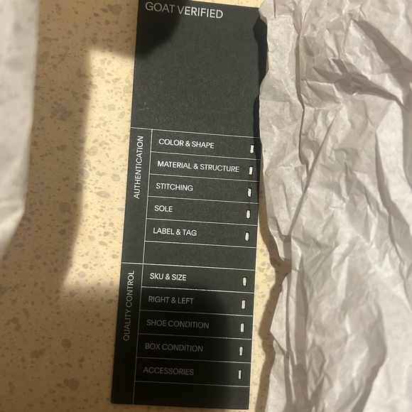 Air Jordan 4 2021 lightning Sneakers - Picture 12 of 12